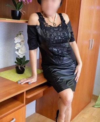 Искусная мастерица в удовольствиях и страсти. Поведу тебя за собой в мир ярких эмоций и незабываемых ощущений. 4321, 45 лет